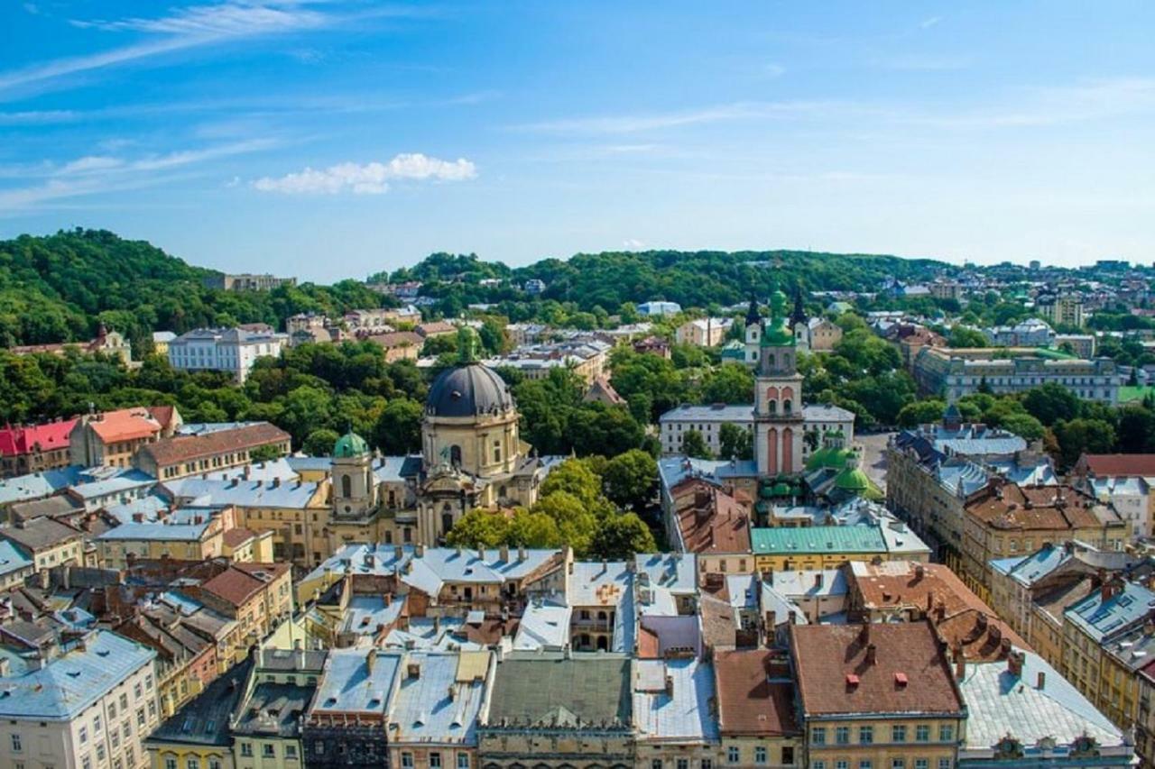 Невелика Smart Квартира В Центрі Для Пари リヴィウ エクステリア 写真